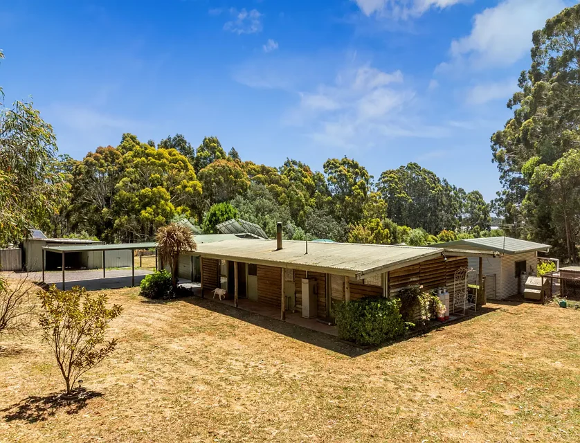 69 Marshalls Road, Musk, VIC 3461, 3 غرف, 1 حمامات, House