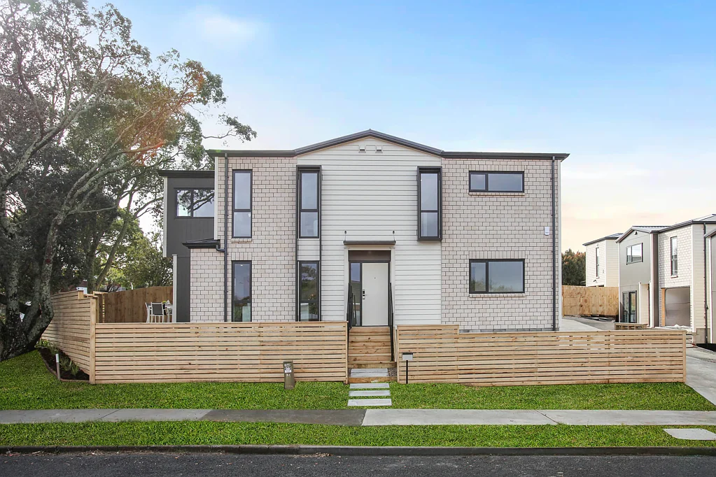 12 Kurnell Drive, Botany Downs, Manukau City, Auckland