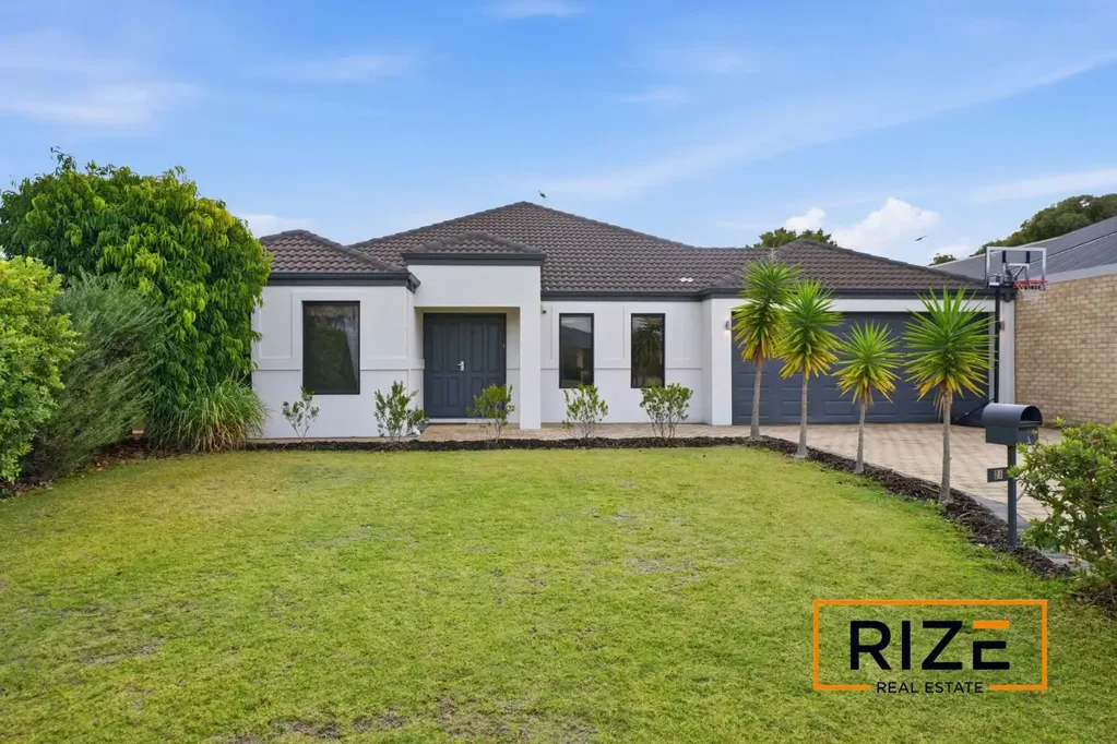 Tapping 5 Bedroom Contemporary Comfort Meets Family Convenience in Tapping