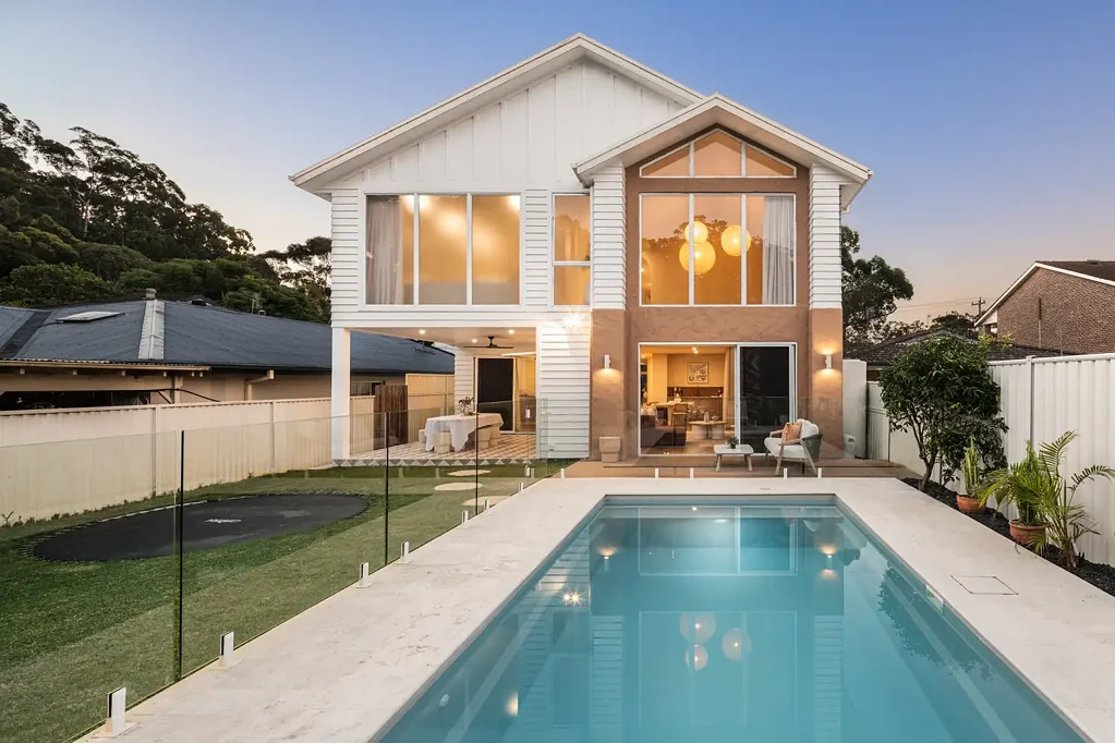 Umina Beach 4Habitaciones A Landmark New Build of Refined Luxury & Coastal Elegance.