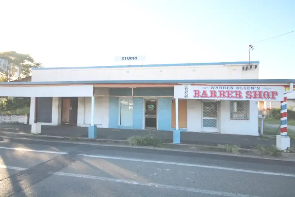 50B-50D Main Street, Park Avenue, QLD 4701