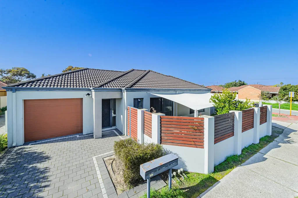 1/34 Mathoura Street, Midland, WA 6056