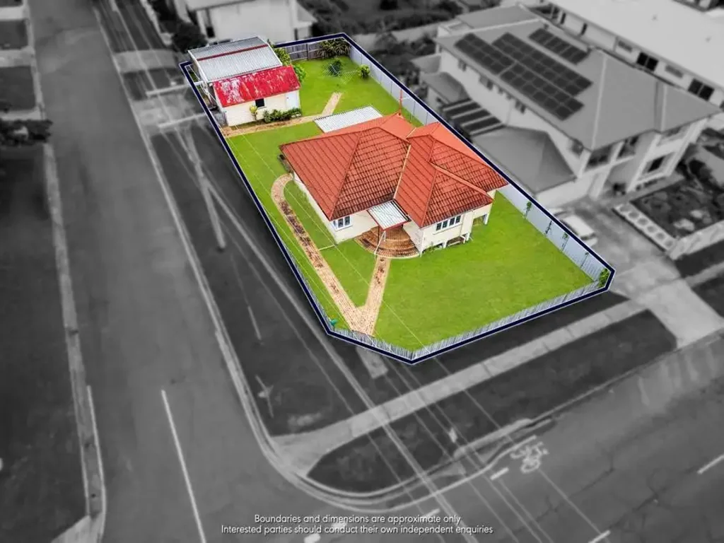 126 Stanley Rd (Cnr Ashmole St), Camp Hill, QLD 4152