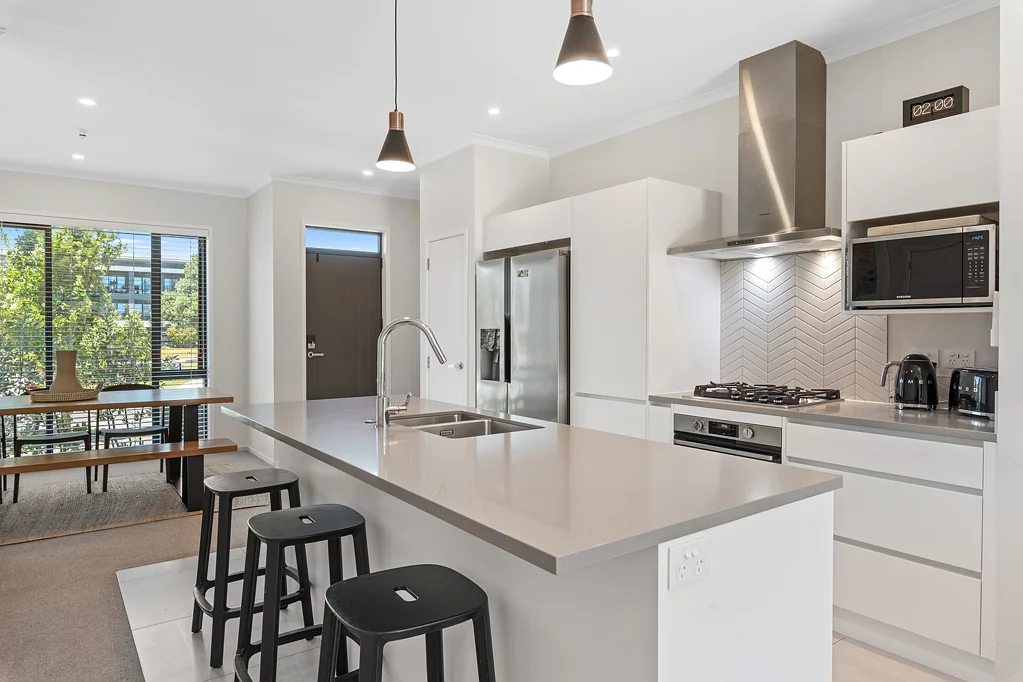 Hobsonville 3कमरा Modern, Low-Maintenance Living