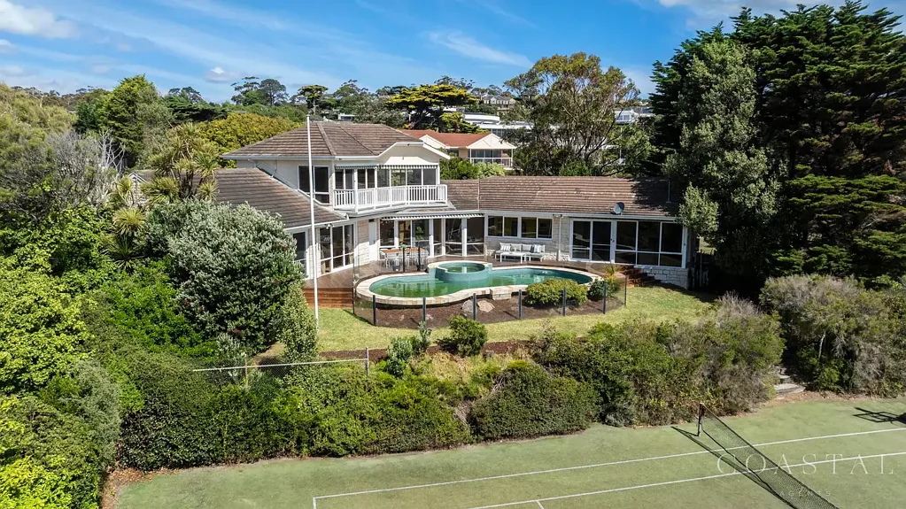 Mount Eliza 4Zimmer ABSOLUTE BEACHFRONT IN MT ELIZA’S GOLDEN MILE
