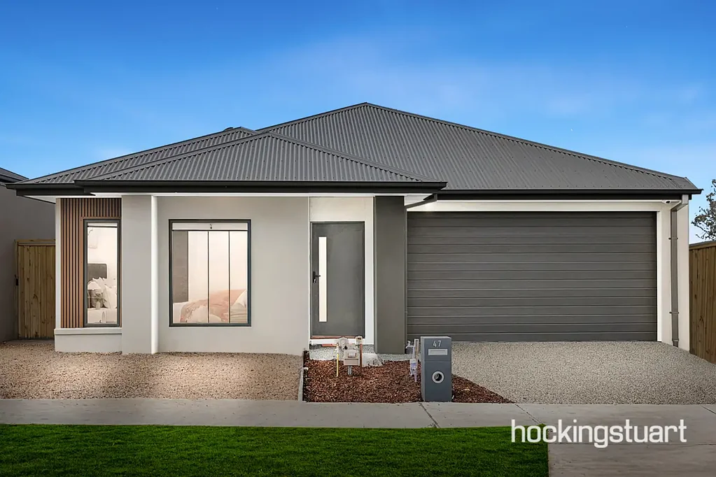 Donnybrook 4 Bedroom Modern Luxury Meets Effortless Living in Donnybrook with 2 livings.