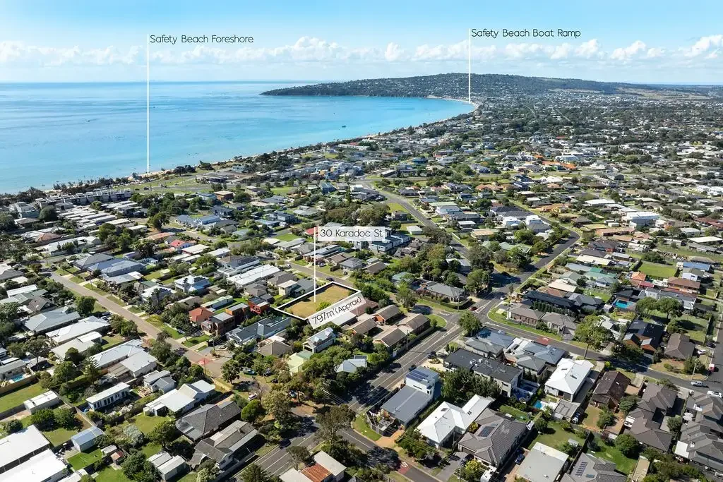 30 Karadoc Street, Dromana, VIC 3936