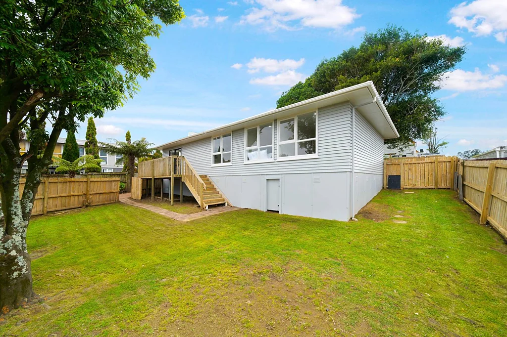 303 Blockhouse Bay Road, Avondale, Auckland City, Auckland