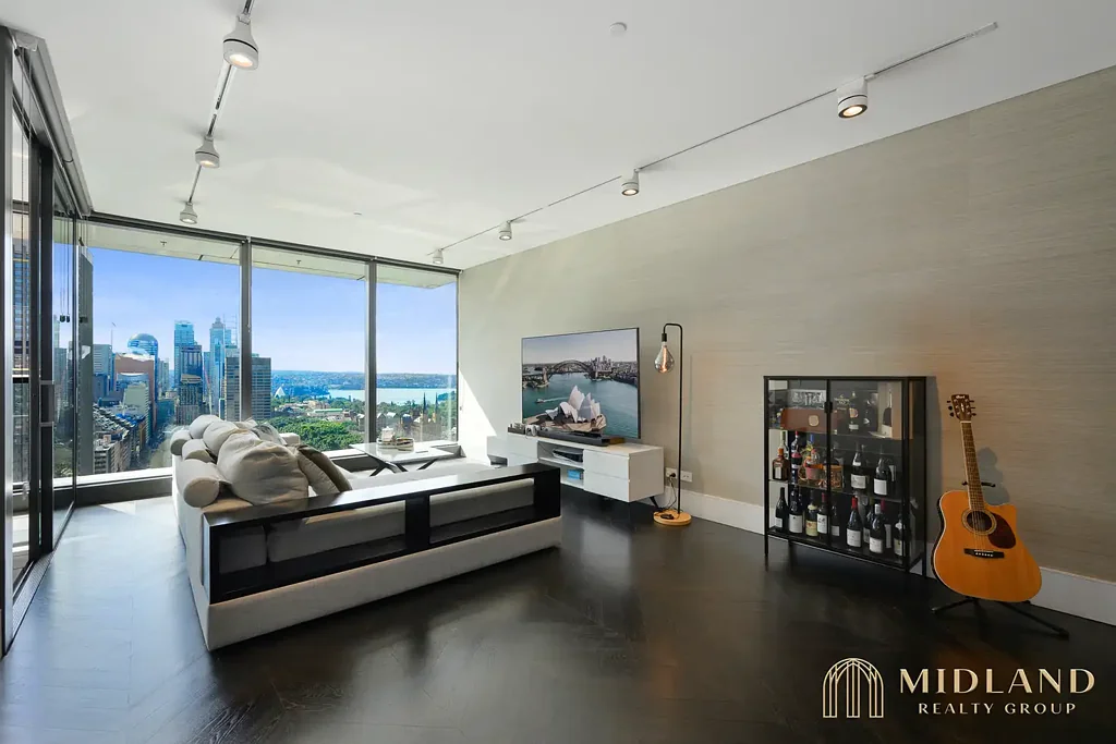 Sydney 2房 最高两居朝北 俯瞰Hyde Park  Harbour景色 开放式布局 Gaggenau厨房 五星设施 礼宾服务 Sky-High North-Facing Luxury with Iconic Hyde Park Views