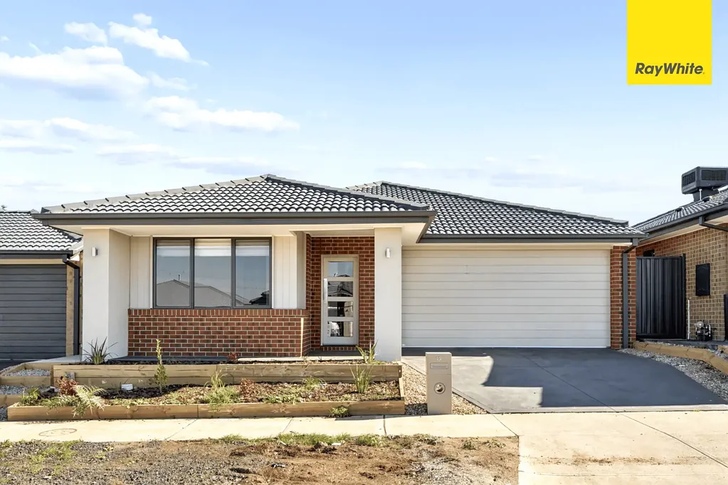 Brand New Family Home in the Sought-After Mt. Atkinson Estate