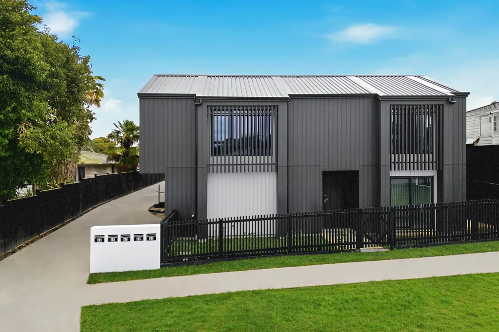 Manurewa 3Kwarto BRAND NEW, FREEHOLD & STANDALONE!