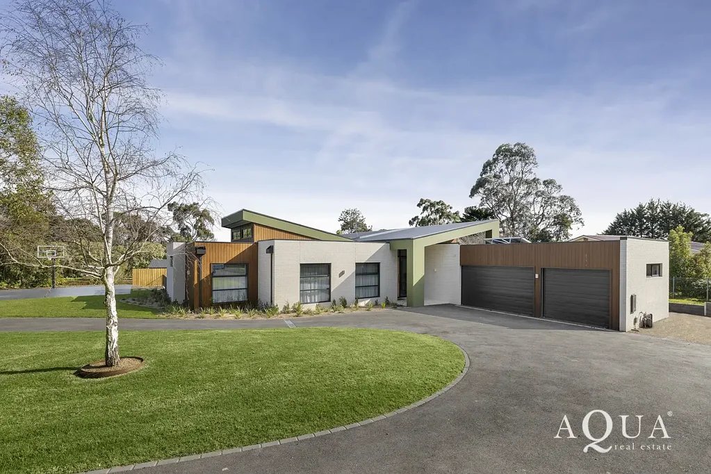 Mount Eliza 5房 ~ 建筑杰作邂逅度假式家庭生活 ~ ~ Architectural Brilliance Meets Resort-Style Family Living ~