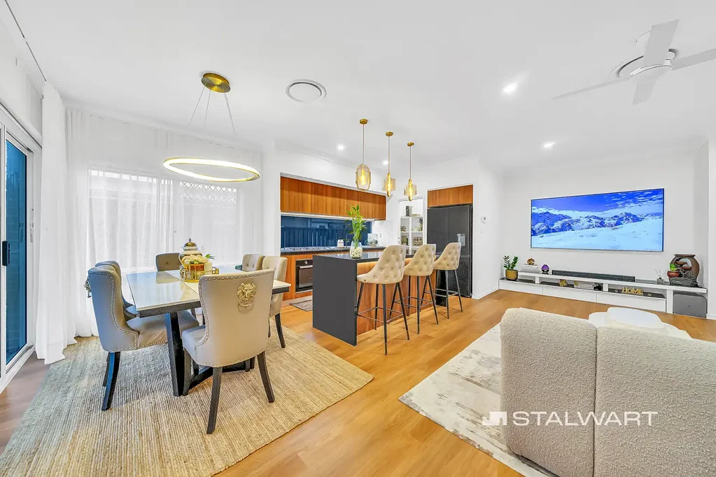 Greenbank 4房 《在格林班克提升标准的一处家园》 A Home That Raises the Standard in Greenbank