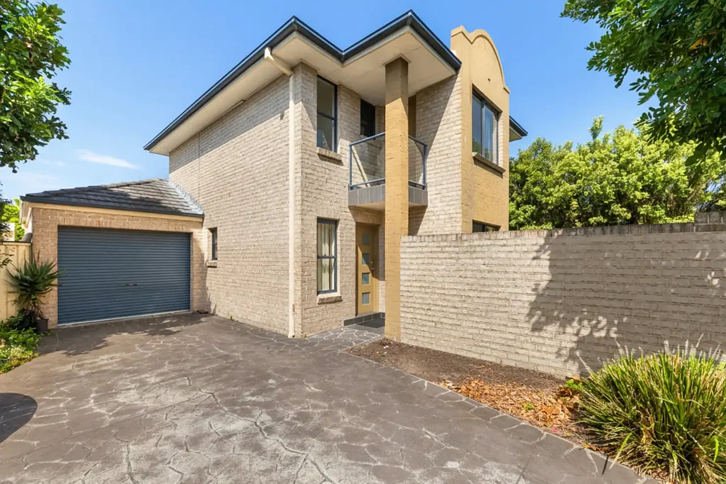 3/10 Harry Close, Blue Haven, NSW 2262