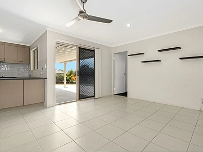 44 Moonstone Drive, Urangan, QLD 4655, 4 slaapkamers, 2 badkamers, House
