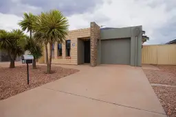 10 Vern Schuppan Drive, Whyalla Norrie