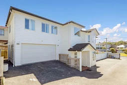 6 Meadowvale Avenue, Forrest Hill