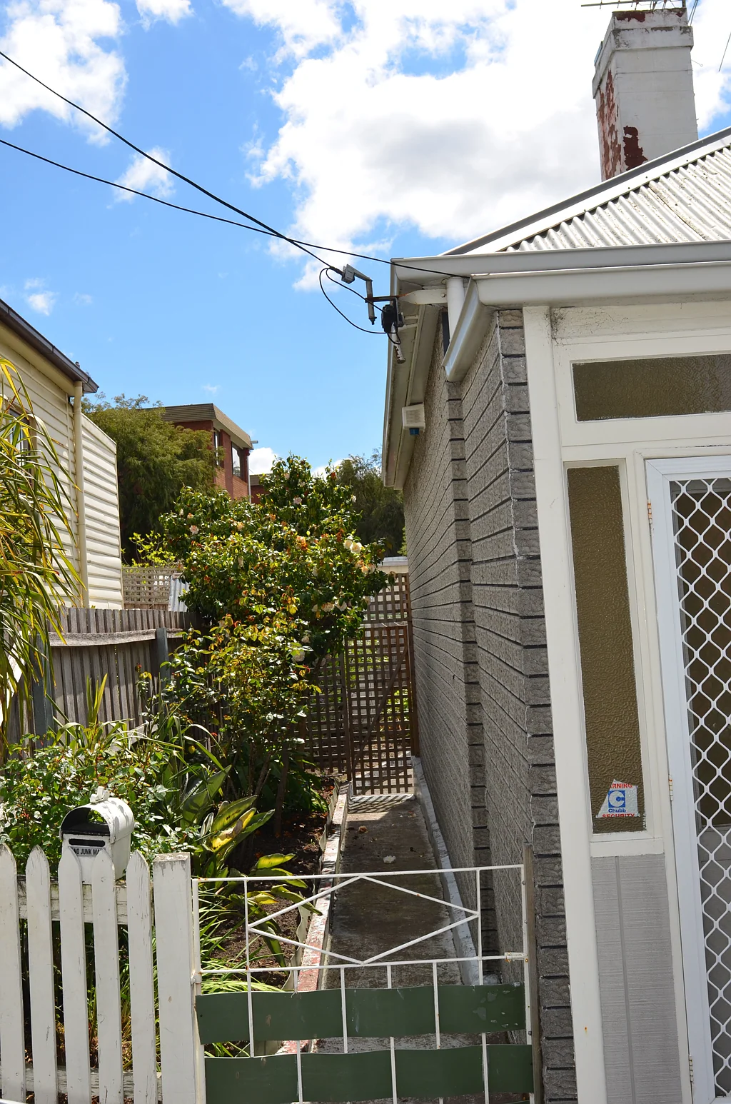 North Hobart 3房 黄金地段独立住宅 3卧1卫 配车位 朝东向 视野开阔 CBD旁 醇熟配套 精致生活 即刻预约！ The Quiet Achiever