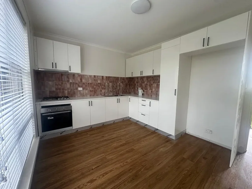 Freshly Renovated New Kitchen New Bathroom Family Home
