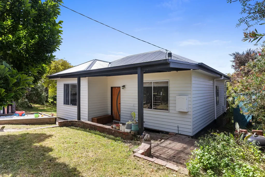 62-64 Bena Road, Korumburra, VIC 3950