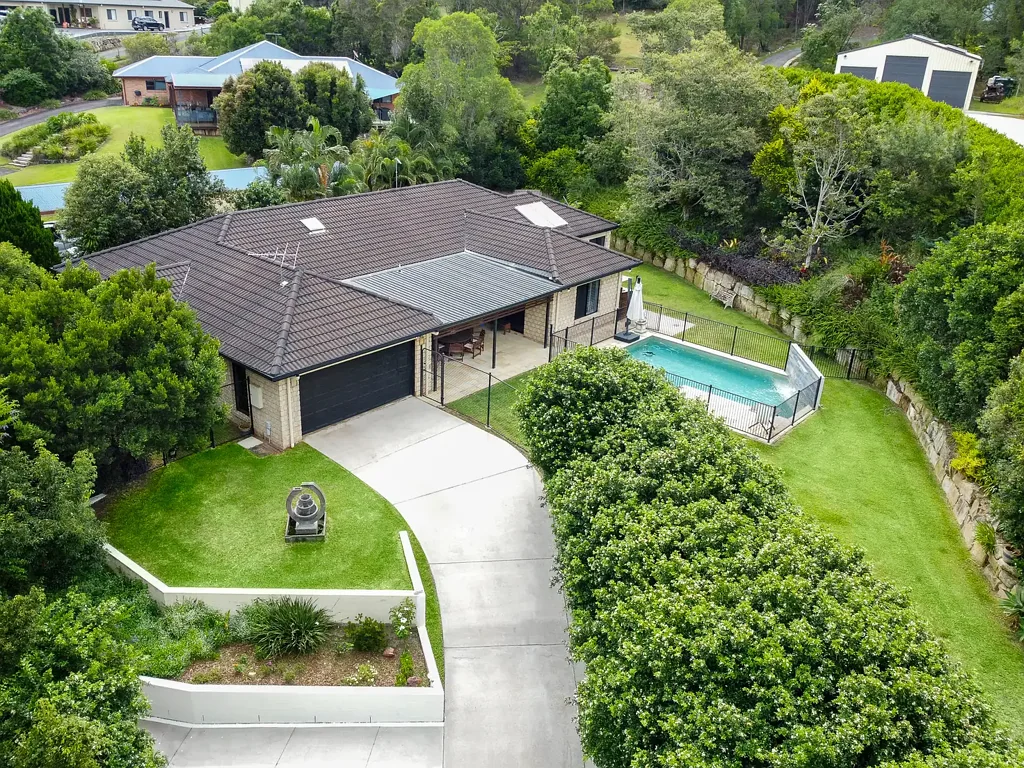 8 Sundown Court, Cashmere, QLD 4500