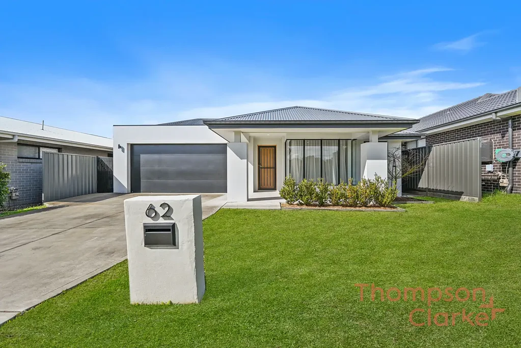 Rutherford 4ਬੈੱਡਰੂਮ 62 Grand Parade – Comfort, Lifestyle & Space All in One!