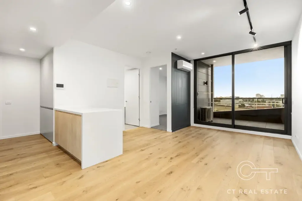 Footscray 1房 市中心生活 顶级地段 内西艺术区 落地窗环绕 Miele电器 私人阳台 停车位 健身房 Live in Luxury at Cowper Residences: Award Winning Apartment in Melbourne's Inner West