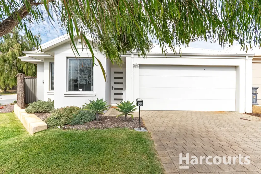 54 Commodore Avenue, Clarkson, WA 6030