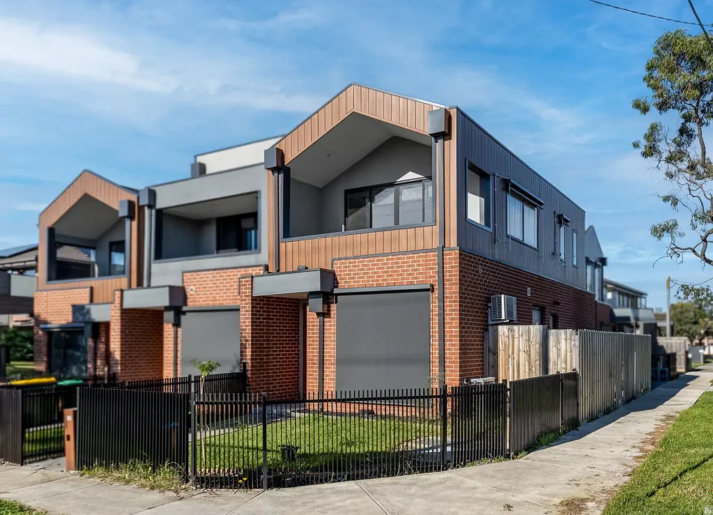 Preston 2침실 Stylish Low Maintenance Living In A Prime Preston Location