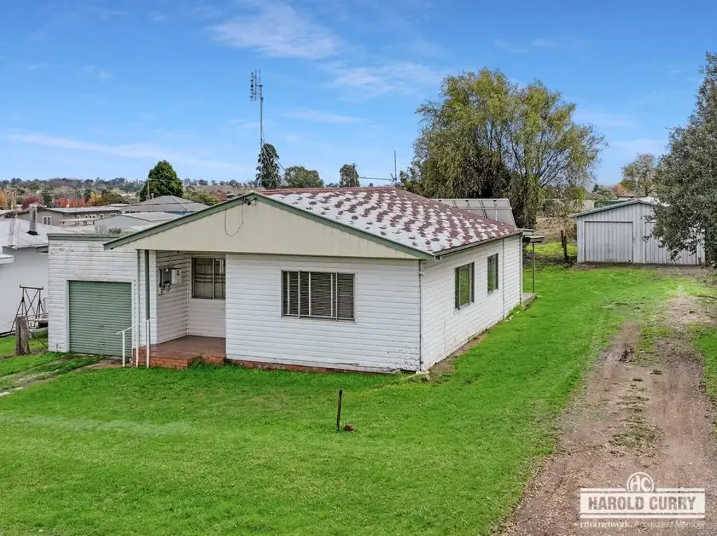 144 Petre Street, Tenterfield, NSW 2372