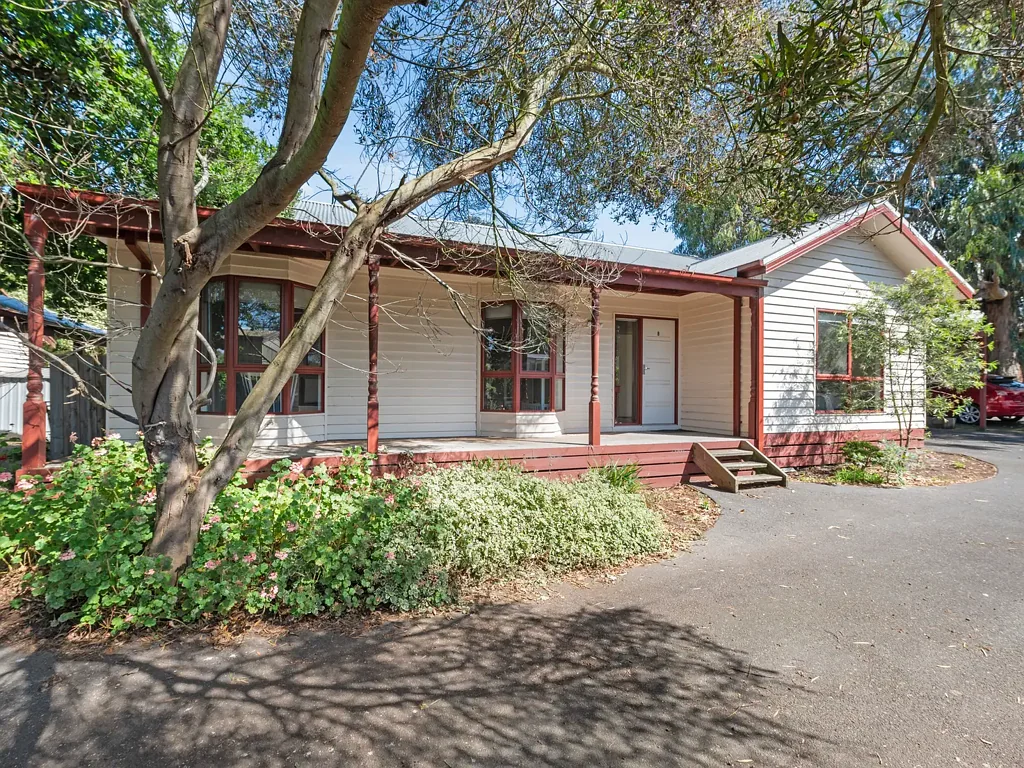 Spacious 3-Bedroom Unit in a Convenient Crib Point Location