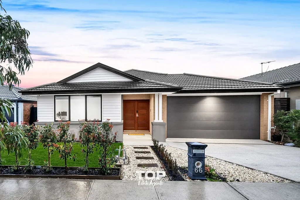 Clyde North 4房  Light-Filled Modern Home Designed for Families