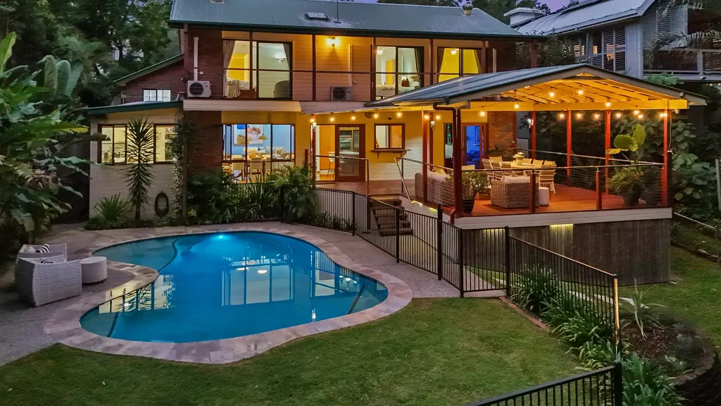 69 Lorward Avenue, Bardon, QLD 4065