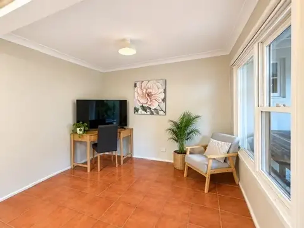 Absolute Premier Location  Fully Furnished one bedroom