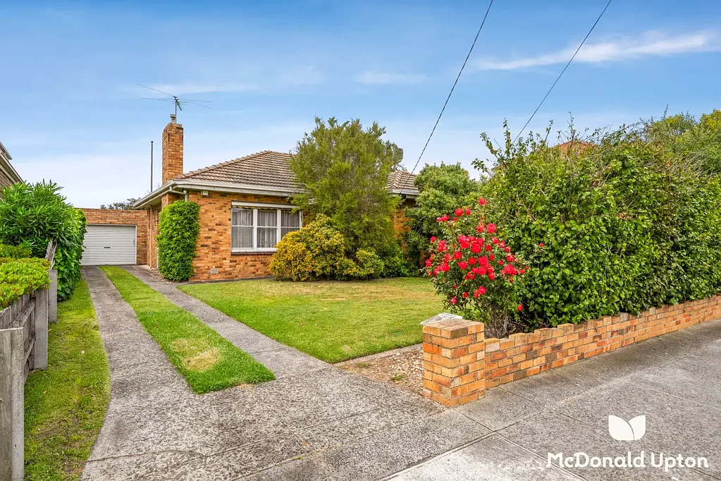 24 Sapphire Street, Niddrie, VIC 3042