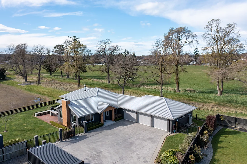 Tinwald 4ਬੈੱਡਰੂਮ Style meets space