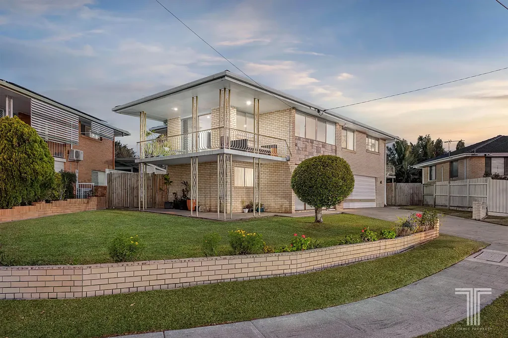 45 Aminya Street, Mansfield, QLD 4122