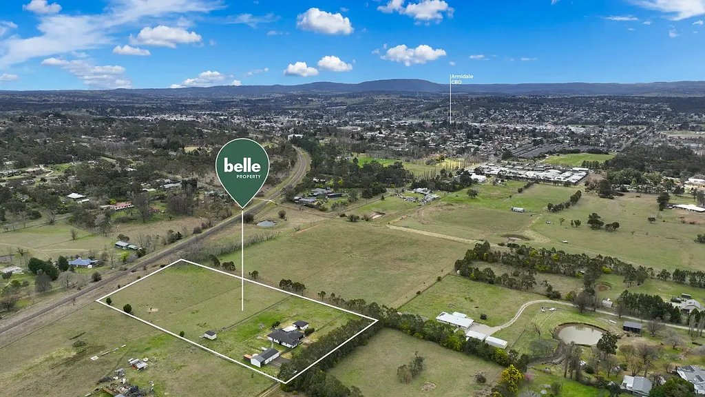 Armidale 5房  Exceptional Five-Acre Estate Moments from Armidale