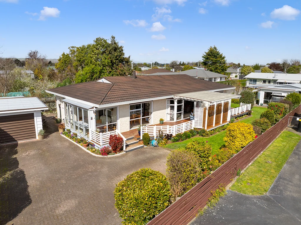 Masterton 3房  BEO $629,000 - Well Maintained & Well Positioned