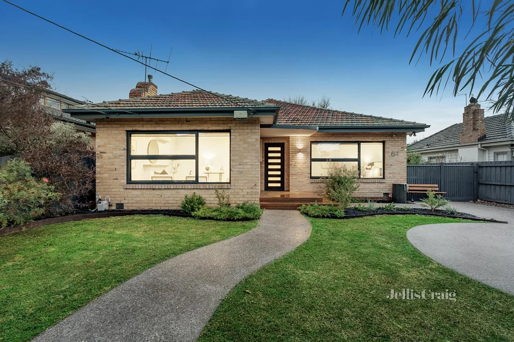 64 Barrington Street, Bentleigh East, VIC 3165