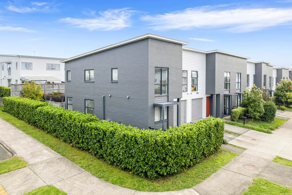 59 William Wallbank Crescent, Swanson, Waitakere City, Auckland