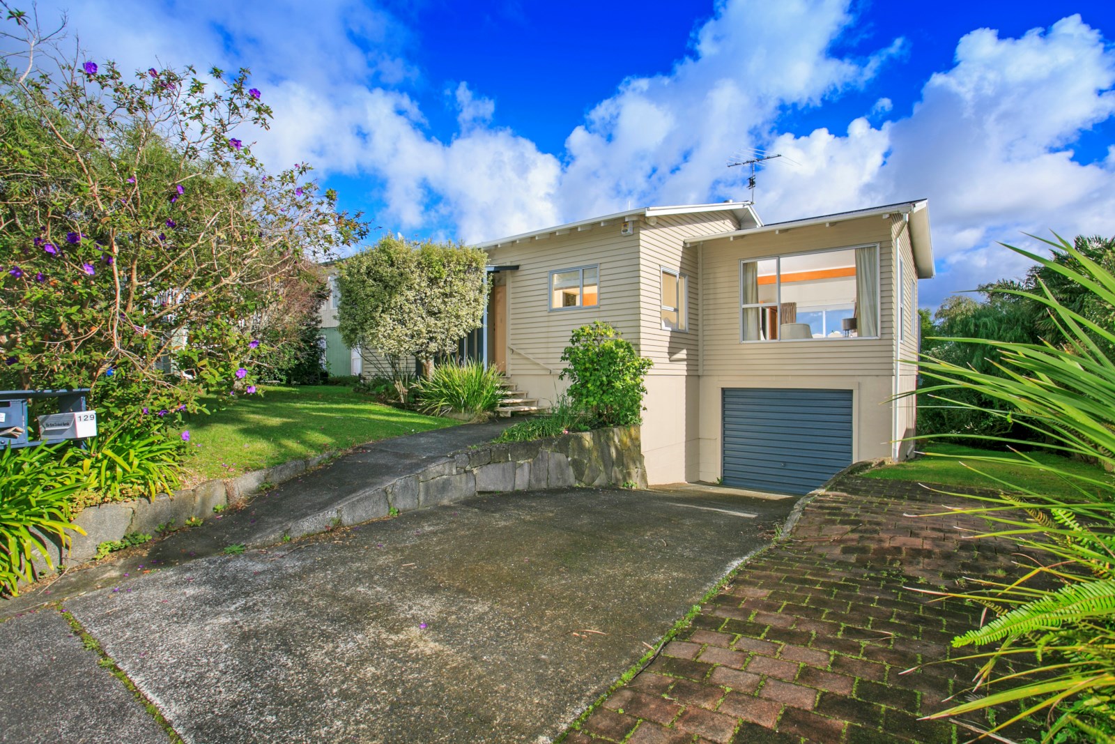 129 Arran Road, Browns Bay, Auckland - North Shore, 4 Bedrooms, 2 Bathrooms