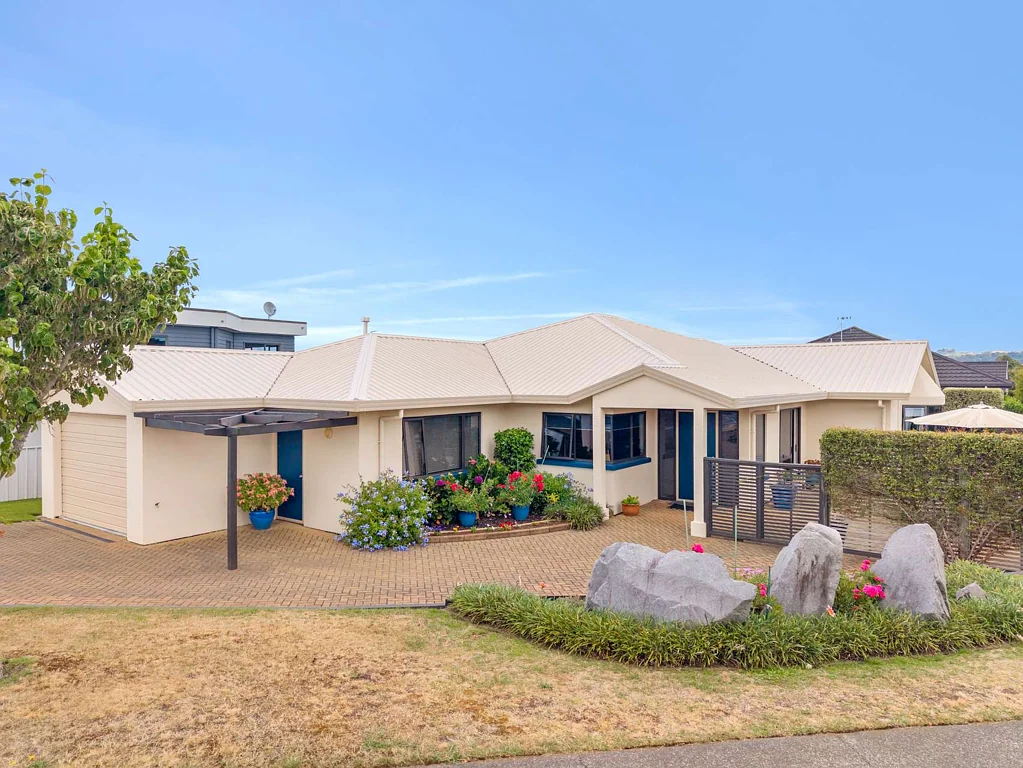 Nukuhau 4 Bedroom Work/Study from Home