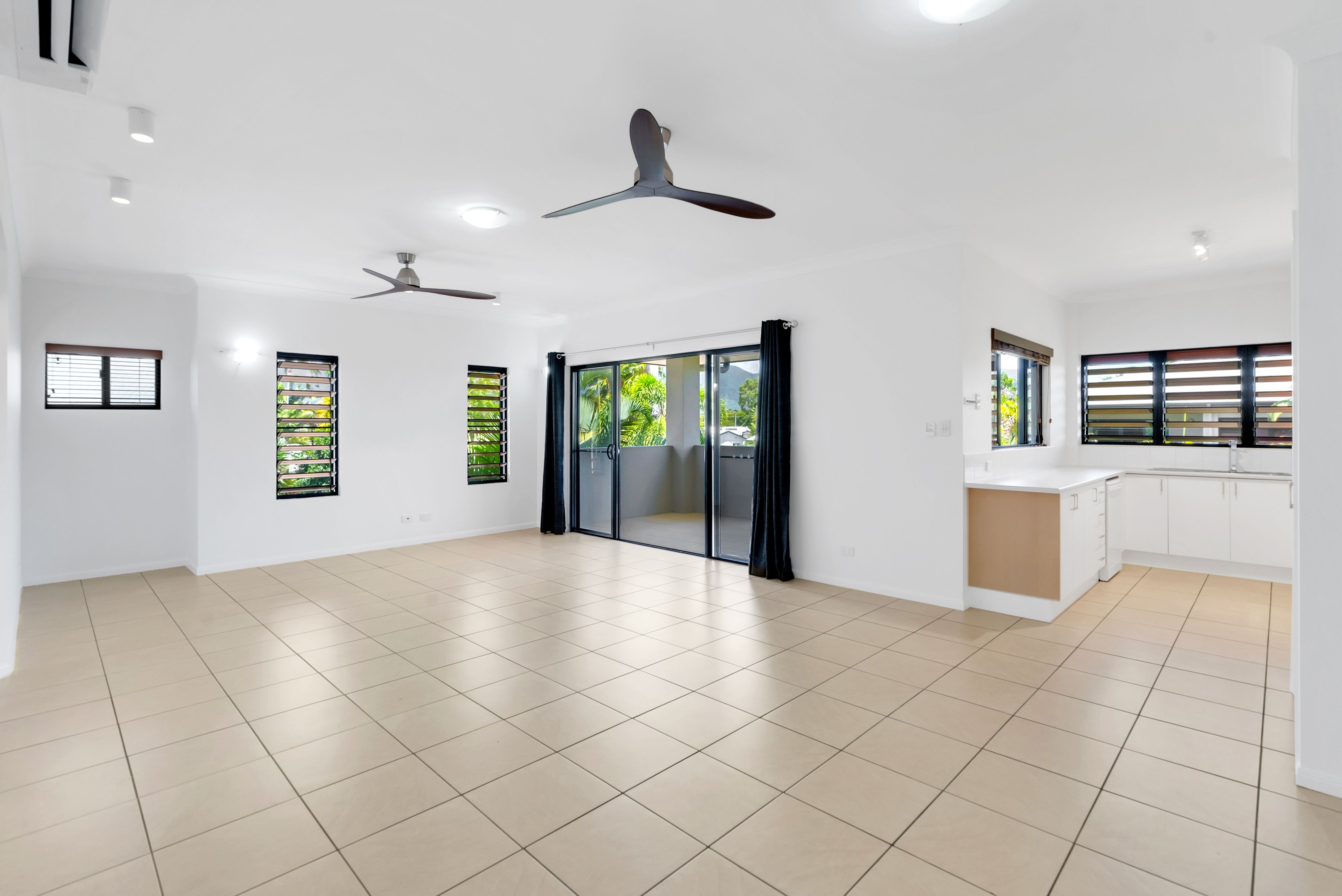 78-82 TRINITY BEACH RD, TRINITY BEACH QLD 4879, 0 Schlafzimmer, 0 Badezimmer, Unit