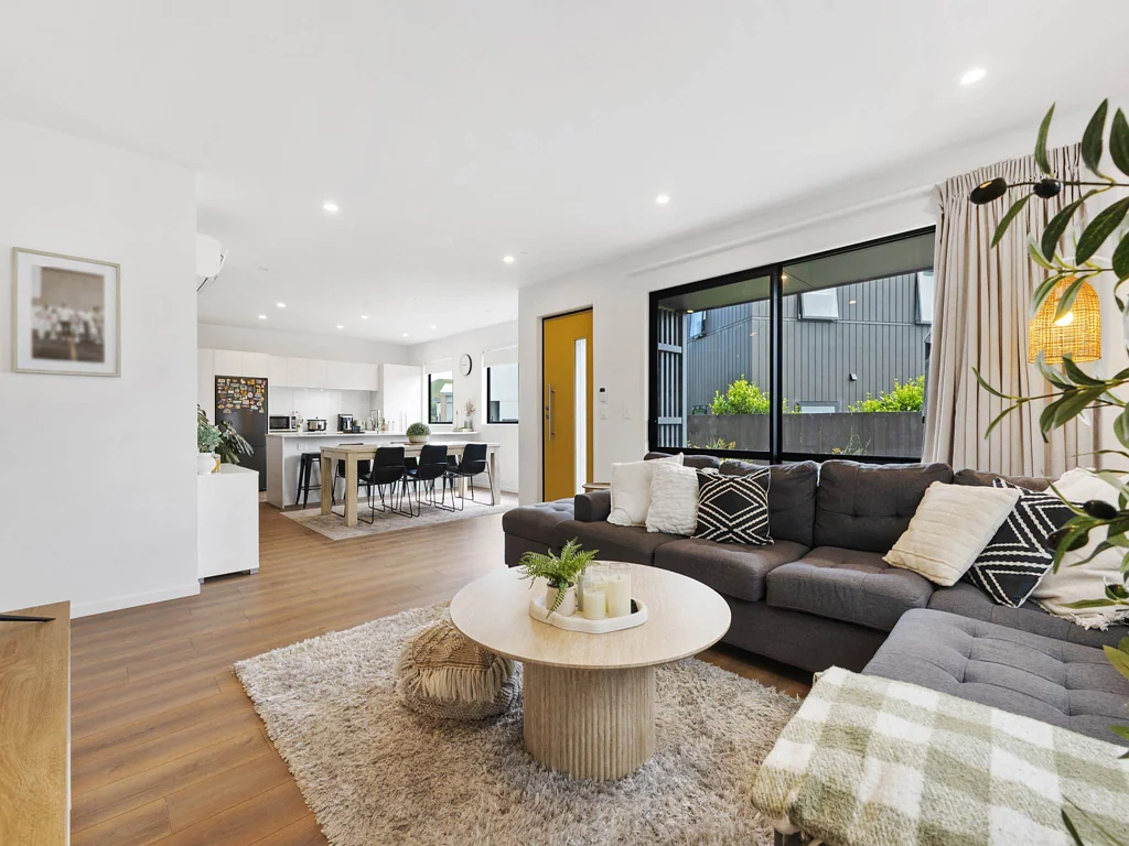 Mangere 5房  A UNIQUE LAYOUT MADE FOR MODERN FAMILY LIVING
