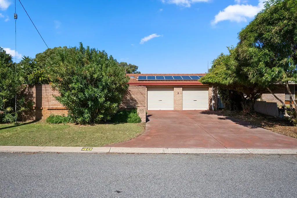 Rockingham 3房  Boasting 706sqm Rockingham Home.