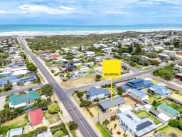 15 Beach Road, Goolwa Beach