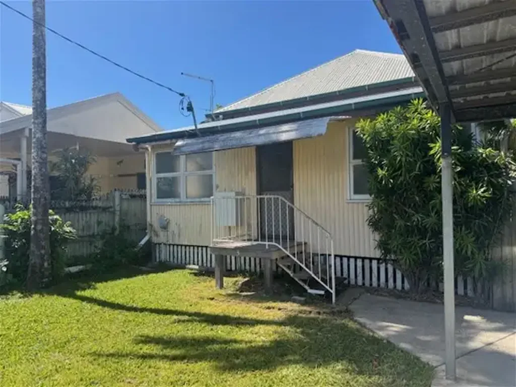 Conveniently Located Near the CBD!
