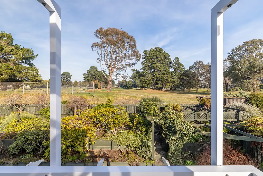 Avondale 3બેડરૂમ Next Move Made - Golf Views Await You