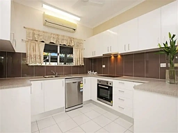 1/140 Smith St, Darwin City